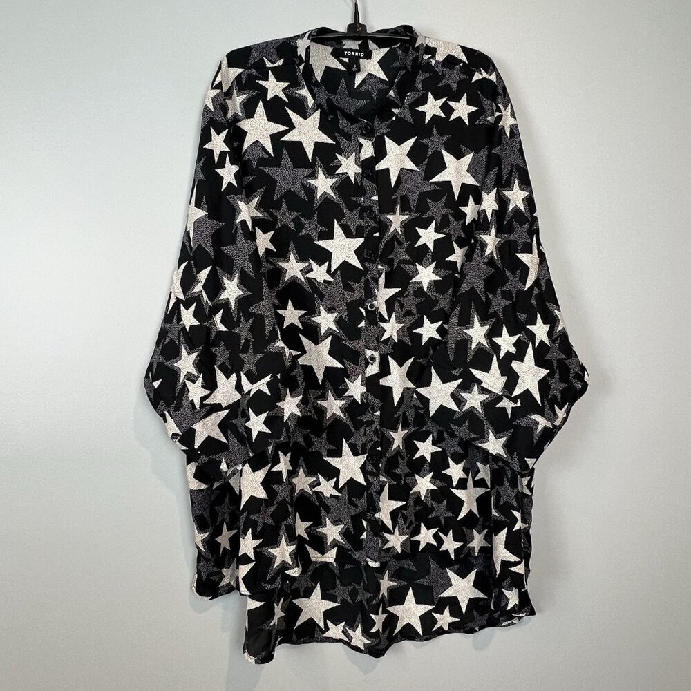 Torrid Celestialcore Star Blouse Size 3X Button Up Black Silver Chiffon 3/4 Slv